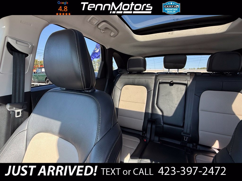 Used 2022 Ford Escape Titanium w/ Titanium Elite Package AWD/4WD image 24