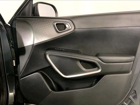 Used 2024 Kia Soul LX w/ Option Group 015 image 25