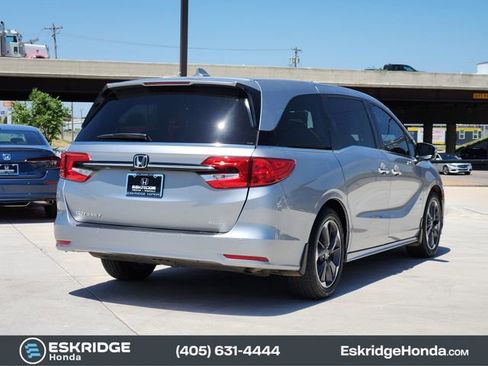 Used 2022 Honda Odyssey Elite image 7