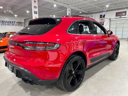 Used 2023 Porsche Macan AWD/4WD image 29