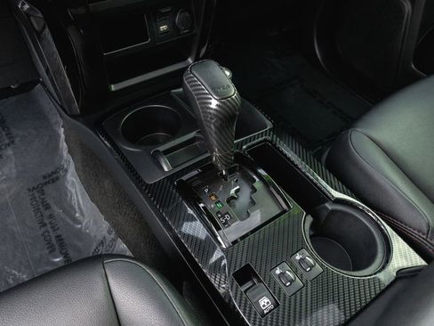 Used 2021 Toyota 4Runner TRD Off-Road Premium image 17