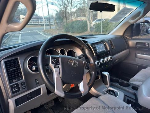 Used 2017 Toyota Sequoia SR5 RWD image 8