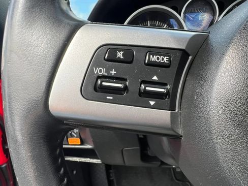 Used 2006 MAZDA MX-5 Miata Grand Touring RWD image 26