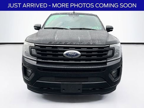 Used 2019 Ford Expedition Max Limited w/ Equipment Group 303A image 2