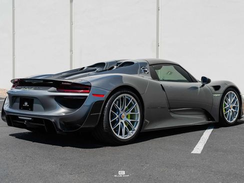 Used 2015 Porsche 918 Spyder AWD/4WD image 25