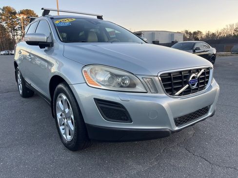 Used 2013 Volvo XC60 3.2 image 3