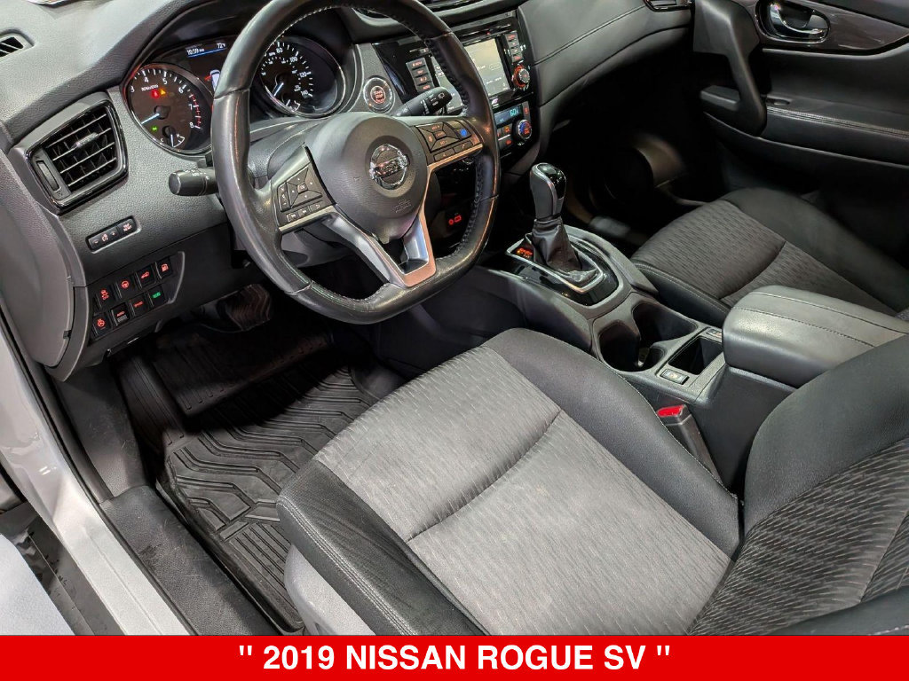 Used 2019 Nissan Rogue SV w/ Premium Package AWD/4WD image 11