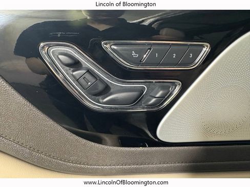 Used 2020 Lincoln Aviator Reserve w/ Equipment Group 202A AWD/4WD image 31
