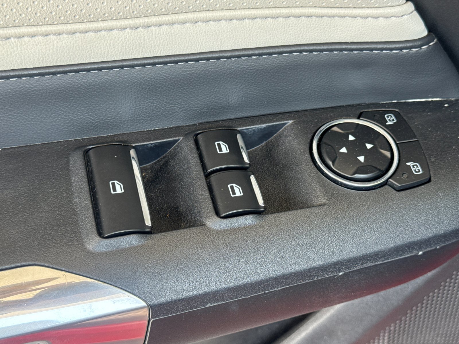 Used 2024 Ford Mustang Premium RWD image 13