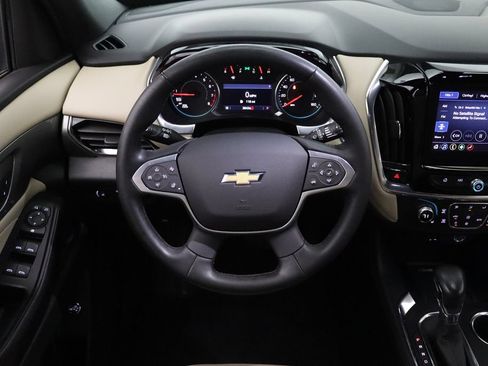 Certified 2023 Chevrolet Traverse LT AWD/4WD image 17