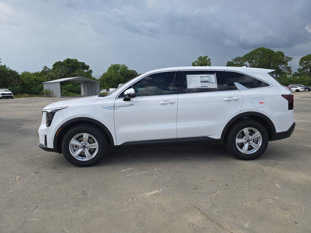 New 2026 Kia Sorento LX FWD image 5