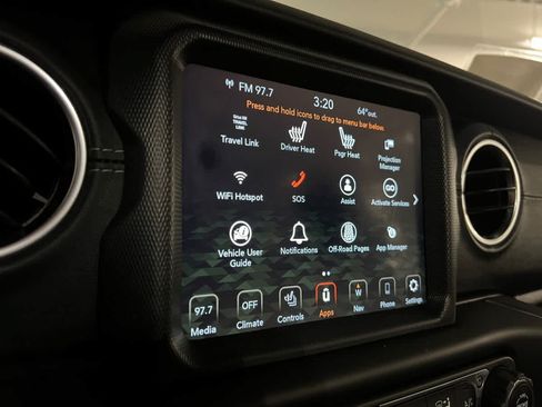 Used 2020 Jeep Gladiator Overland AWD/4WD image 20