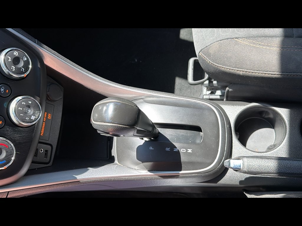 Used 2022 Chevrolet Trax LS w/ Tint and Cruise Package FWD image 20