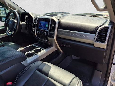 Used 2021 Ford F250 Lariat w/ Lariat Ultimate Package AWD/4WD image 22