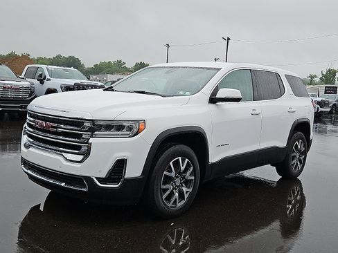 Used 2023 GMC Acadia SLE FWD image 3