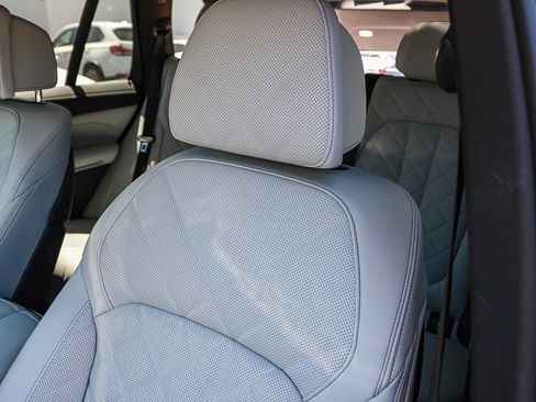 Certified 2024 BMW X5 xDrive40i w/ M Sport Package AWD/4WD image 25