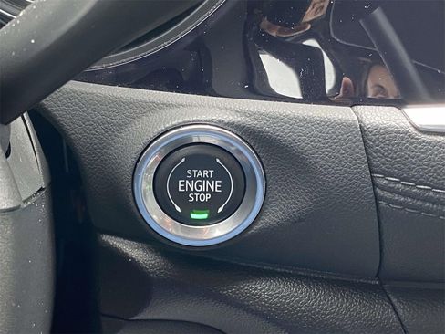 Used 2022 Buick Encore GX Essence w/ Advanced Technology Package image 23