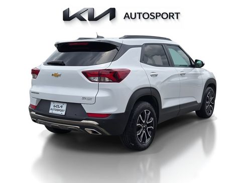 Used 2022 Chevrolet TrailBlazer ACTIV w/ Sun and Liftgate Package FWD image 8
