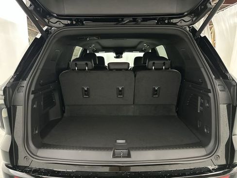 New 2026 Chevrolet Traverse RS w/ LPO, Floor Liner Package image 23