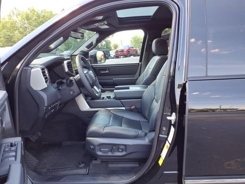 Used 2026 Toyota Tundra Platinum AWD/4WD image 4
