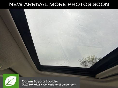 Used 2012 Toyota Corolla LE w/ Premium Pkg FWD image 11