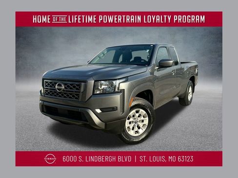 Used 2024 Nissan Frontier SV image 1