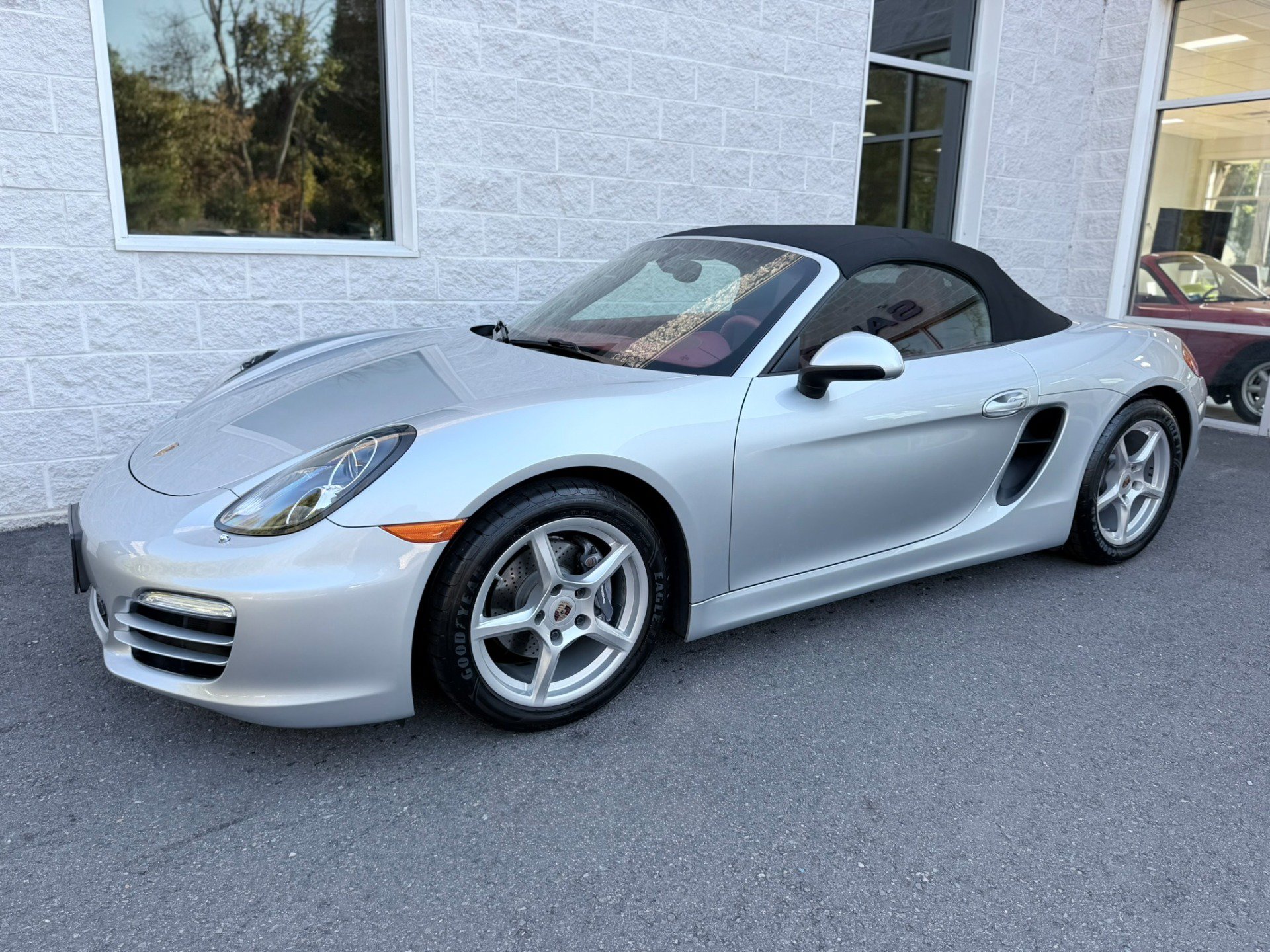Used 2014 Porsche Boxster RWD image 2