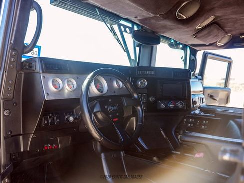 Used 2006 HUMMER H1 4-Door Wagon AWD/4WD image 23