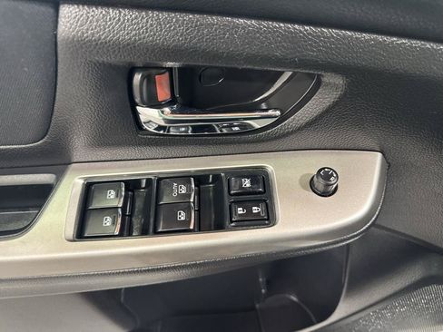 Used 2015 Subaru Impreza 2.0i Premium w/ Popular Package #2 AWD/4WD image 12