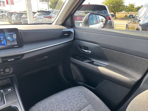 Used 2026 Nissan Kicks SV w/ Cold Weather Package AWD/4WD image 34