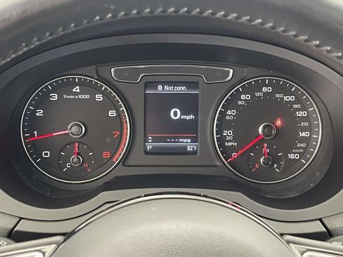 Used 2018 Audi Q3 2.0T Premium Plus w/ Premium Plus Package AWD/4WD image 40