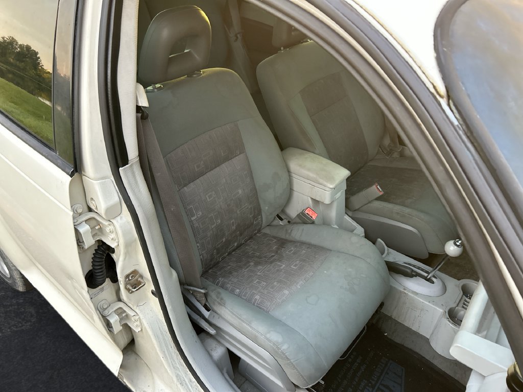 Used 2008 Chrysler PT Cruiser FWD image 23