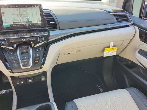 New 2026 Honda Odyssey Elite image 15