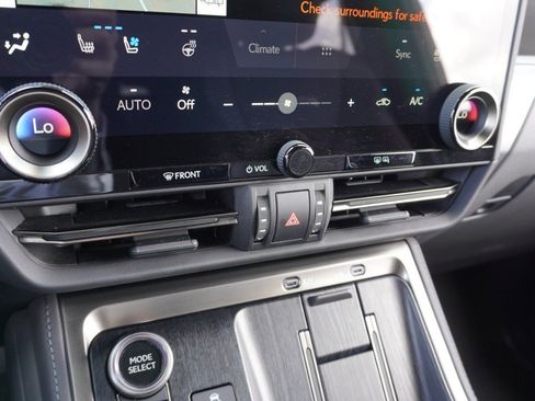 Certified 2024 Lexus GX 550 image 18