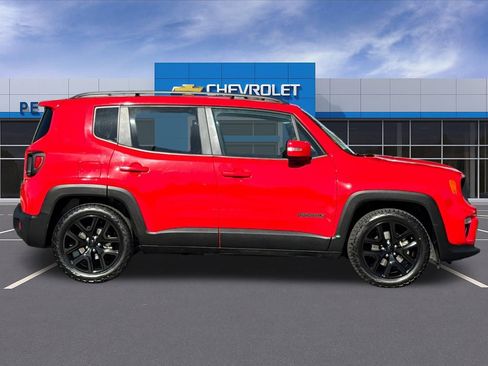 Used 2019 Jeep Renegade Altitude w/ Quick Order Package 2XM FWD image 3