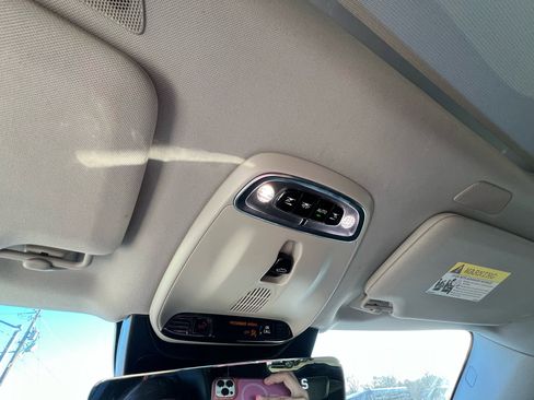 Used 2018 Volvo XC90 T5 Momentum w/ Convenience Package image 27