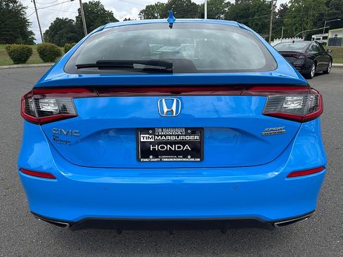 Used 2023 Honda Civic Sport Touring image 4