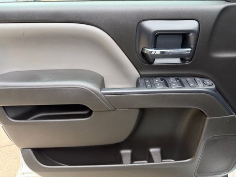 Used 2014 Chevrolet Silverado 1500 W/T image 9