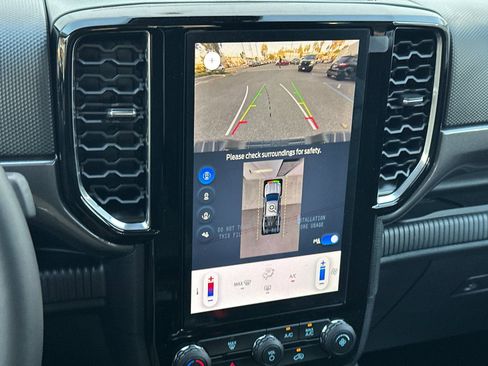 New 2025 Ford Ranger XLT w/ FX4 Off-Road Package image 19