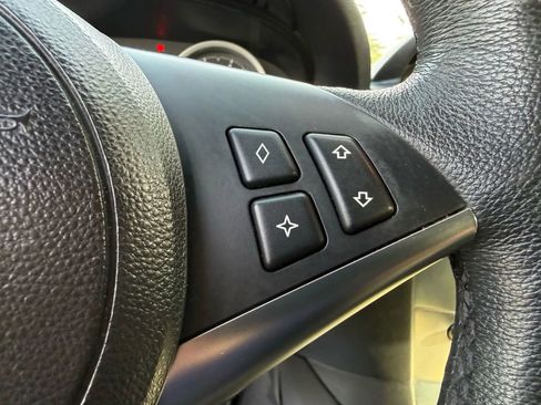 Used 2006 BMW 650i Convertible image 27