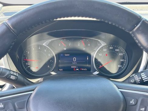 Used 2020 Chevrolet Equinox LT FWD image 12