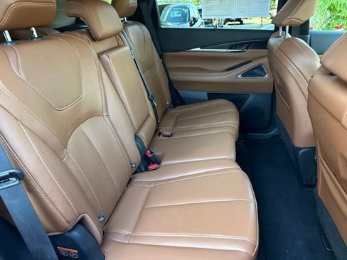 Used 2024 INFINITI QX60 Sensory w/ Vision Package AWD/4WD image 14