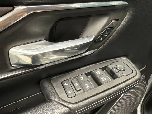 Used 2025 RAM 1500 Laramie w/ Sport Appearance Package AWD/4WD image 22