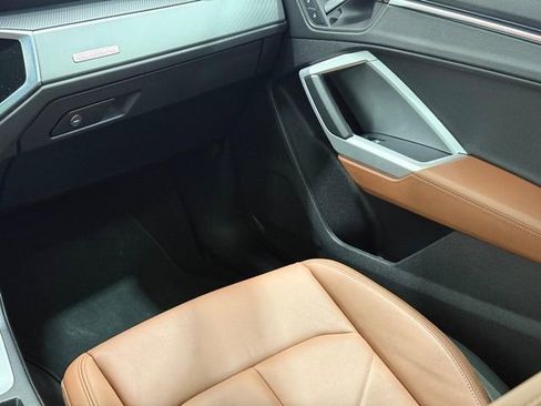 Used 2022 Audi Q3 2.0T Premium Plus w/ Premium Plus Package image 13