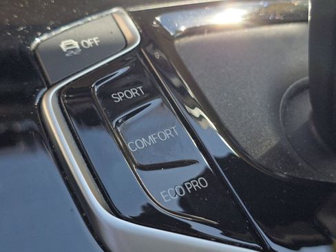 Used 2021 BMW X3 sDrive30i w/ Convenience Package image 8