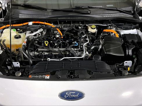 Used 2020 Ford Escape SE Sport image 13