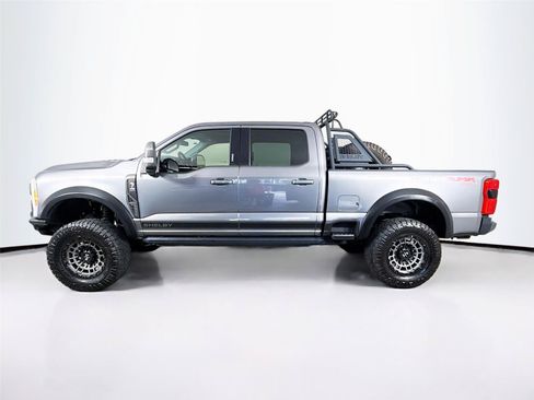 Used 2023 Ford F250 Lariat w/ Lariat Ultimate Package AWD/4WD image 32