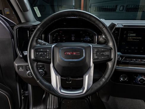 Used 2024 GMC Sierra 1500 Elevation AWD/4WD image 18