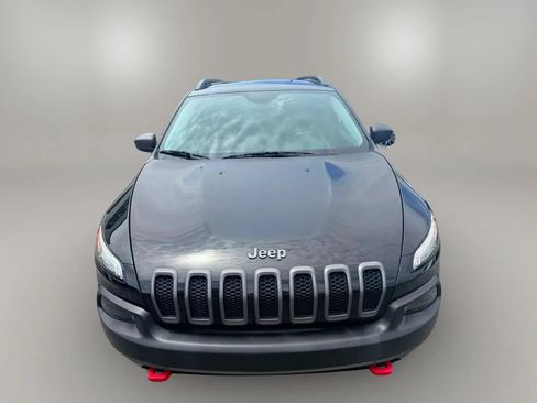 Used 2014 Jeep Cherokee Trailhawk w/ Leather Interior Group AWD/4WD image 3
