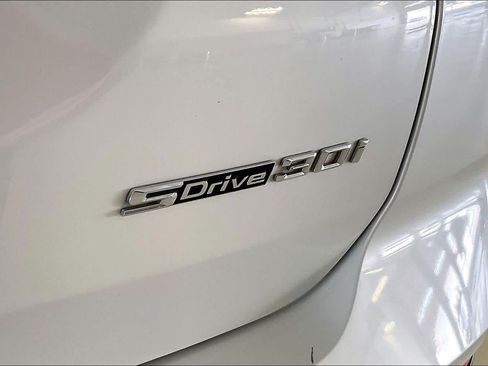 Used 2023 BMW X3 sDrive30i w/ Premium Package RWD image 9
